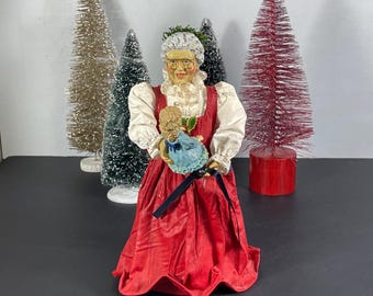 Clothtique Mrs. Claus, Possible Dreams, Department 56, Fabric Mache Mrs. Claus Tree Topper, 1988