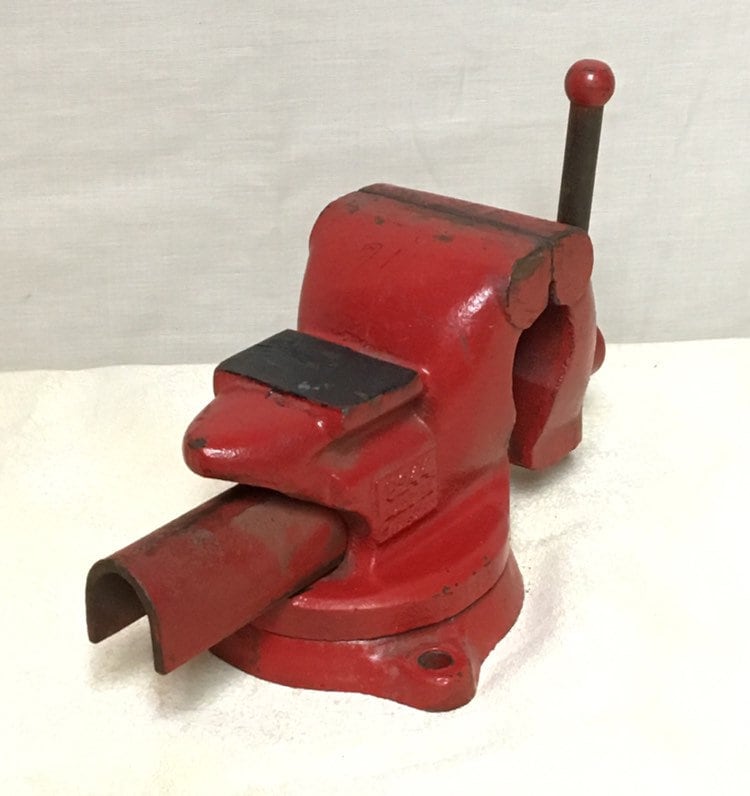 1960's Dunlap 5244 Anvil Swivel Vise , 3-1/2 Jaws