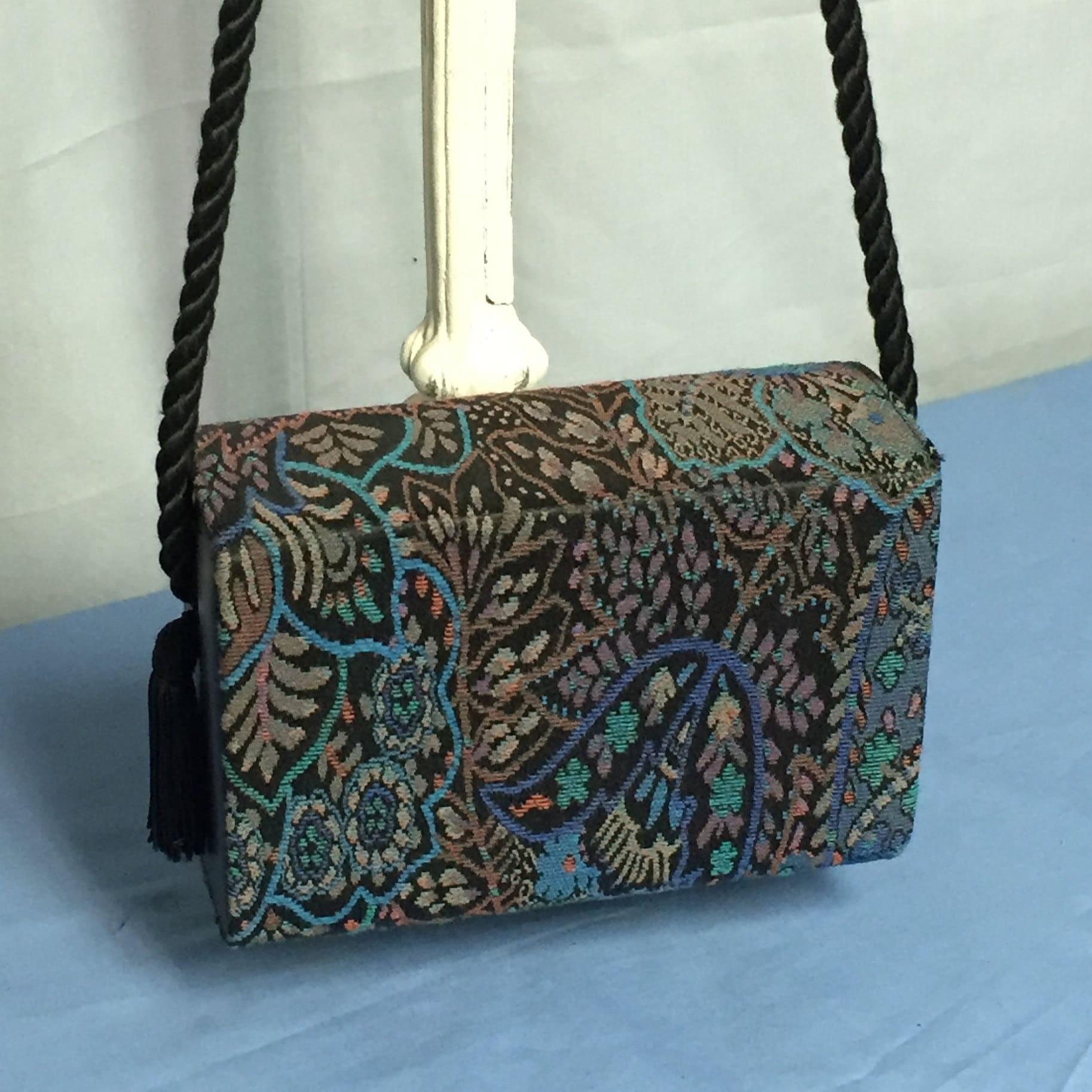 Cloth, Tapestry Style Purse, Braided Strap