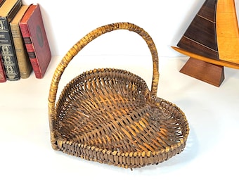 Heart Shaped Woven Wicker Basket with Handle, 14.5" wide