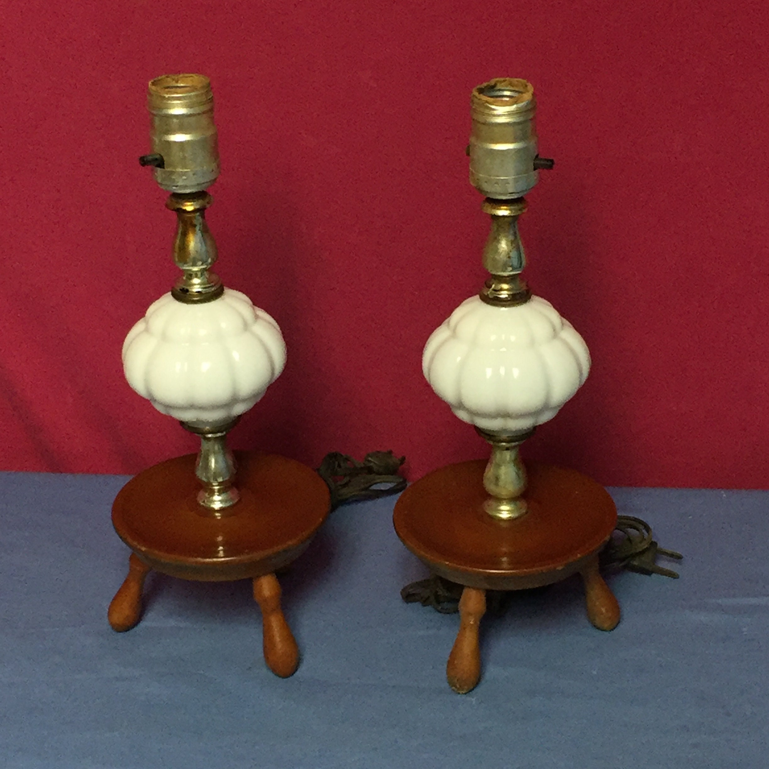 A Unique Pair of Mid Century Paneled Milk Glass Table Lamps with 3 Leg