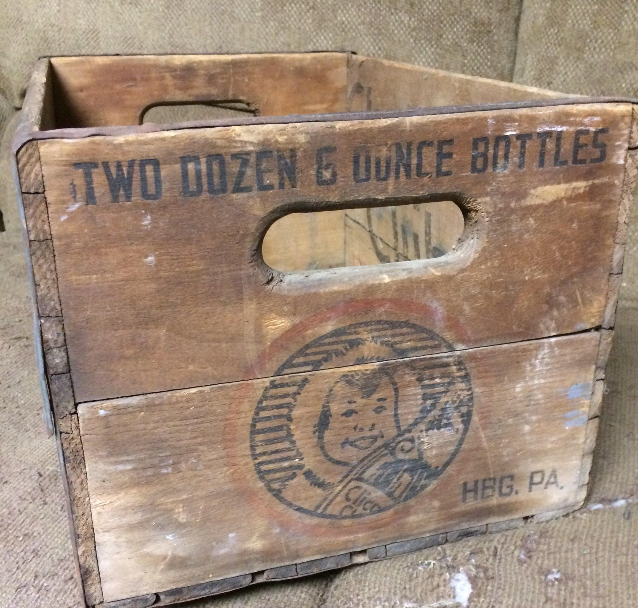 Vintage CLICQUOT CLUB Soda Wooden Crate Advertising Box Harrisburg, Pa.