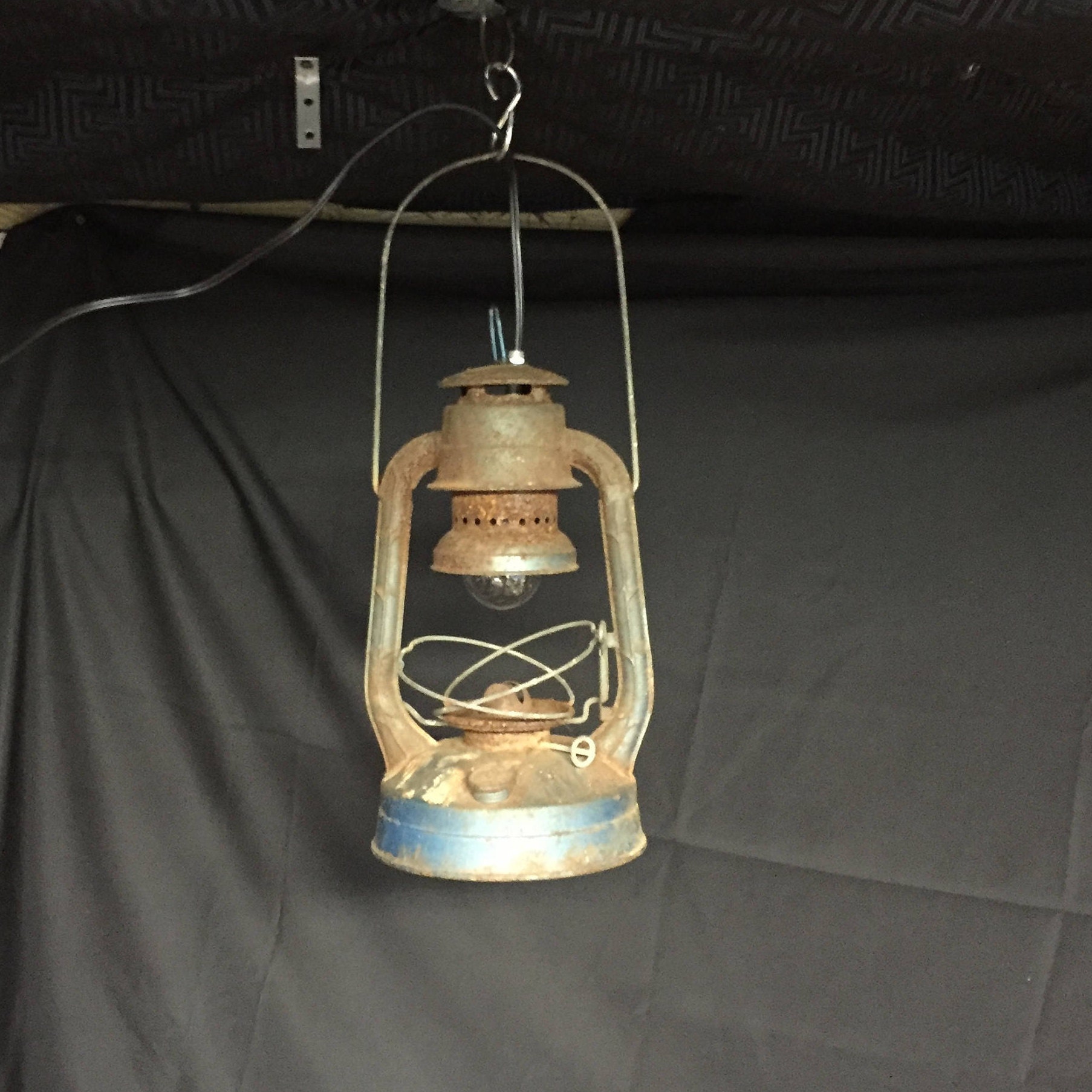 Rusty Lantern Ucon - sa2xnzx