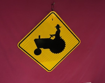 An Authentic NOS Pennsylvania TRACTOR CROSSING Road Sign Highway Traffic Sign, Lancaster County Pa, Dutch Country