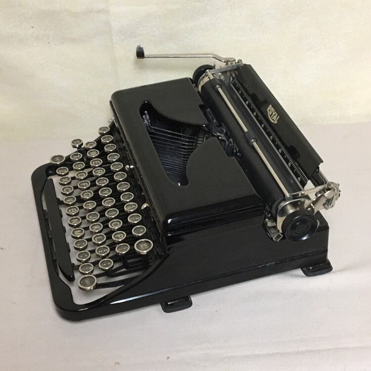Antique 1930's Royal Touch Control Portable Typewriter Model with
