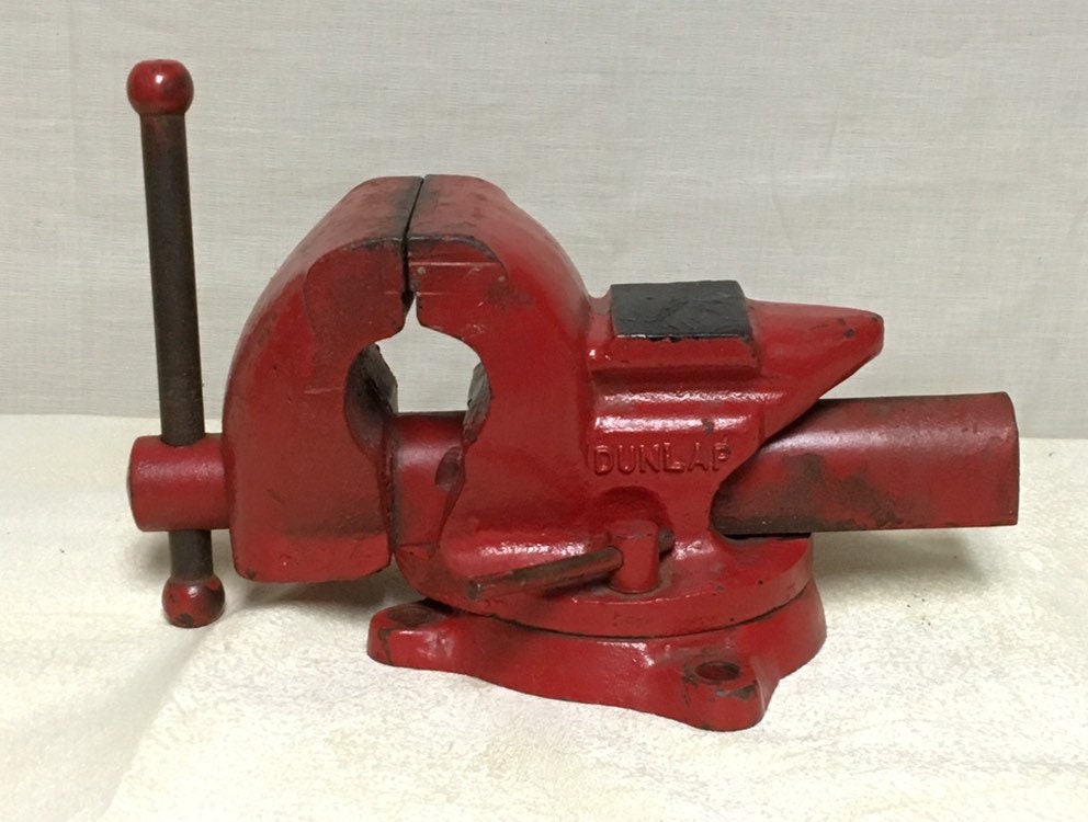 1960's Dunlap 5244 Anvil Swivel Vise , 3-1/2 Jaws