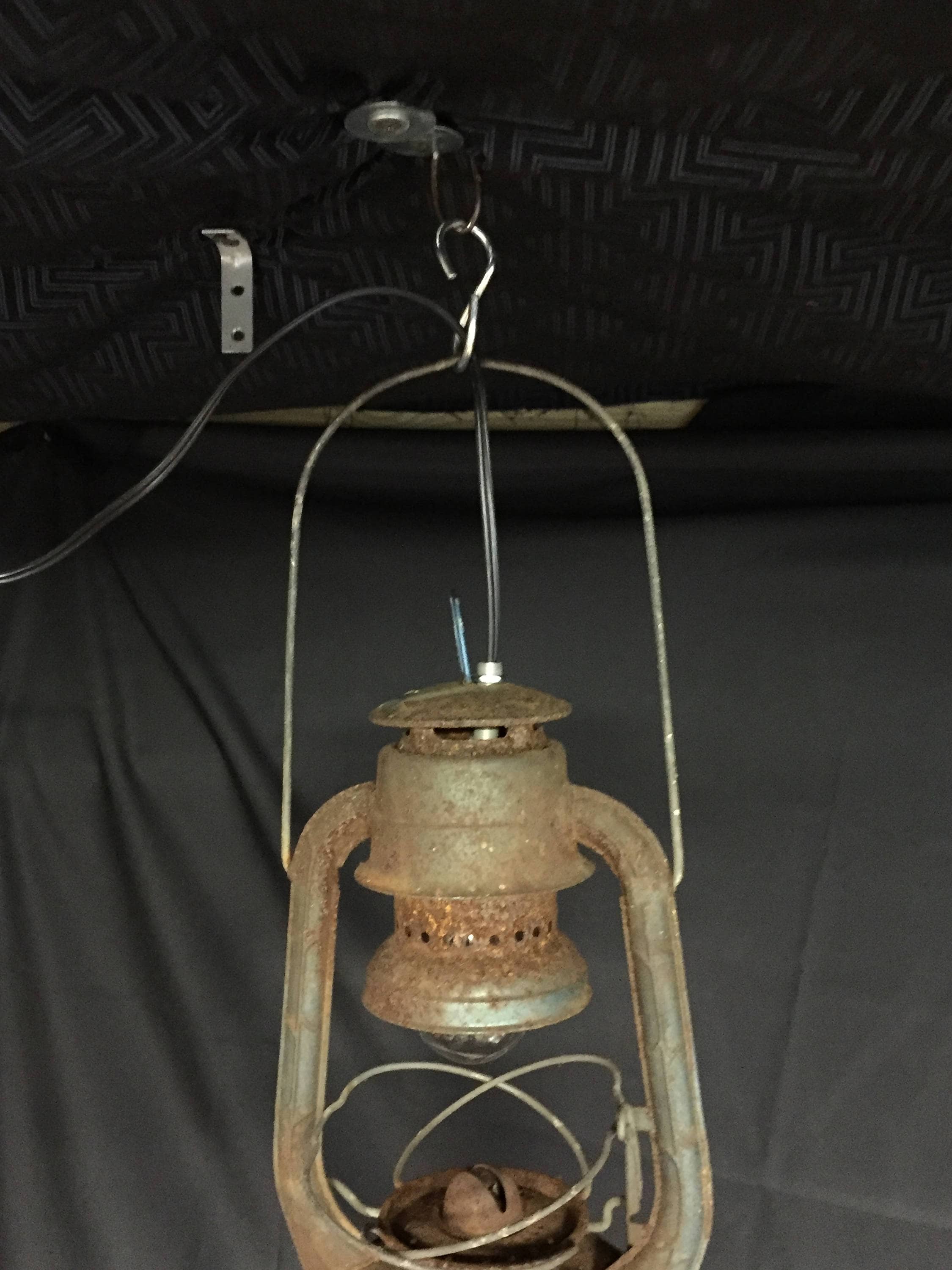 Rusty Lantern Ucon - t78dejt