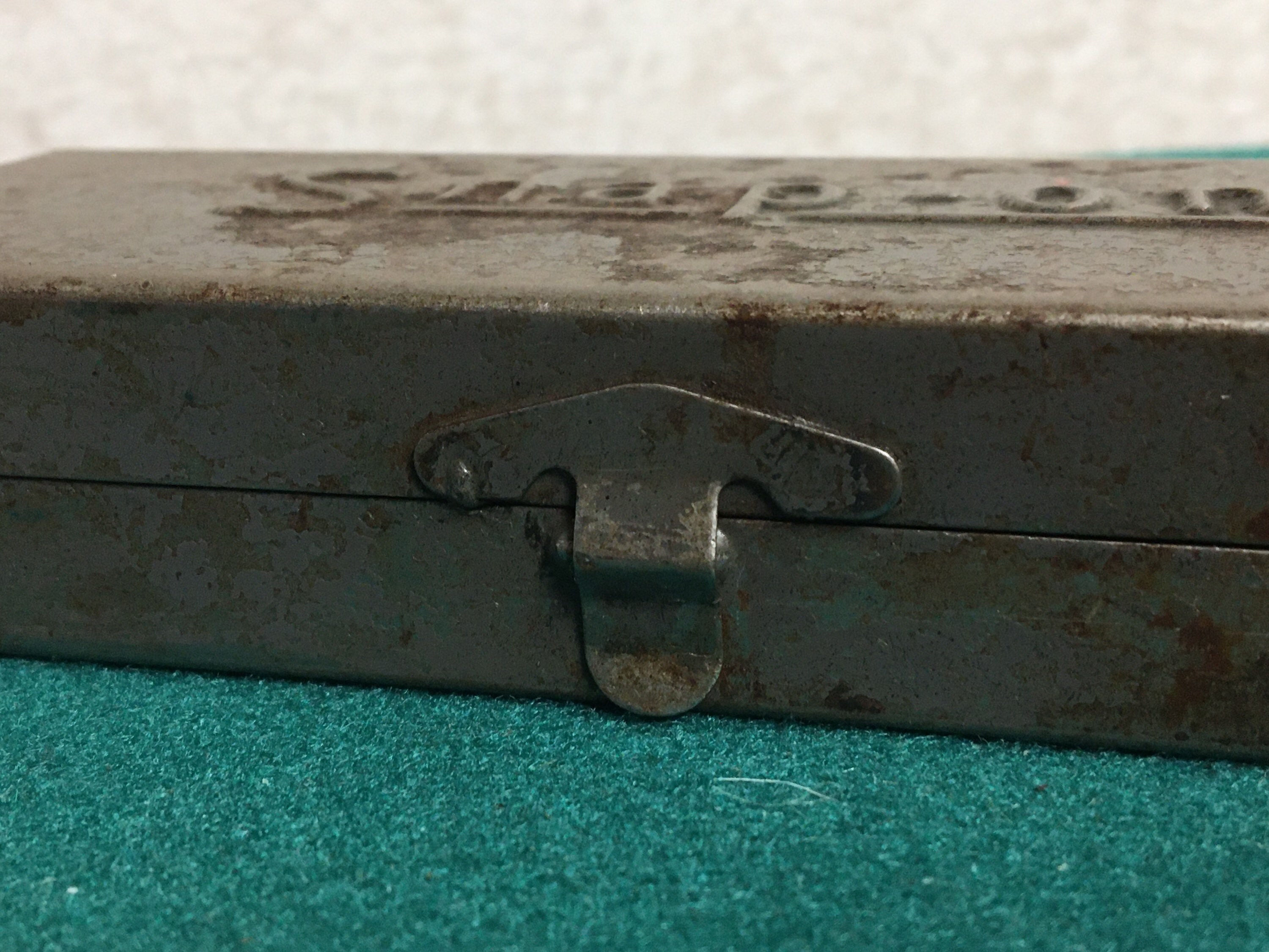 Vintage SNAPON Socket Set Steel Case Box with Hinged Lid