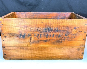 Hercules Powder Explosives Wooden Crate: Antique Ammo Box