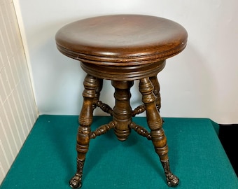Stools & Stands