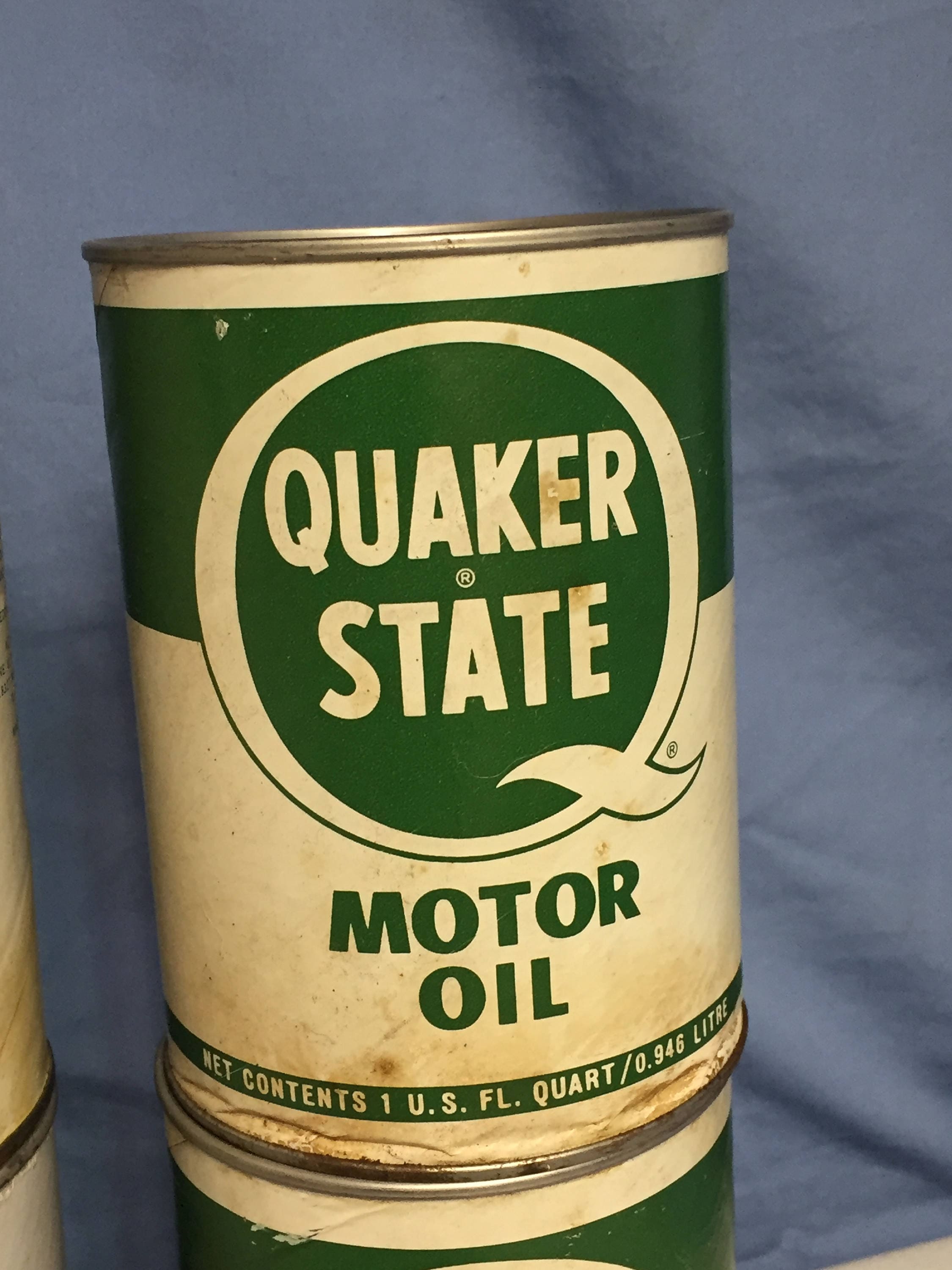 4 Full Quart Cans of Quaker State Texaco Valvoline Motor Oil, Gas