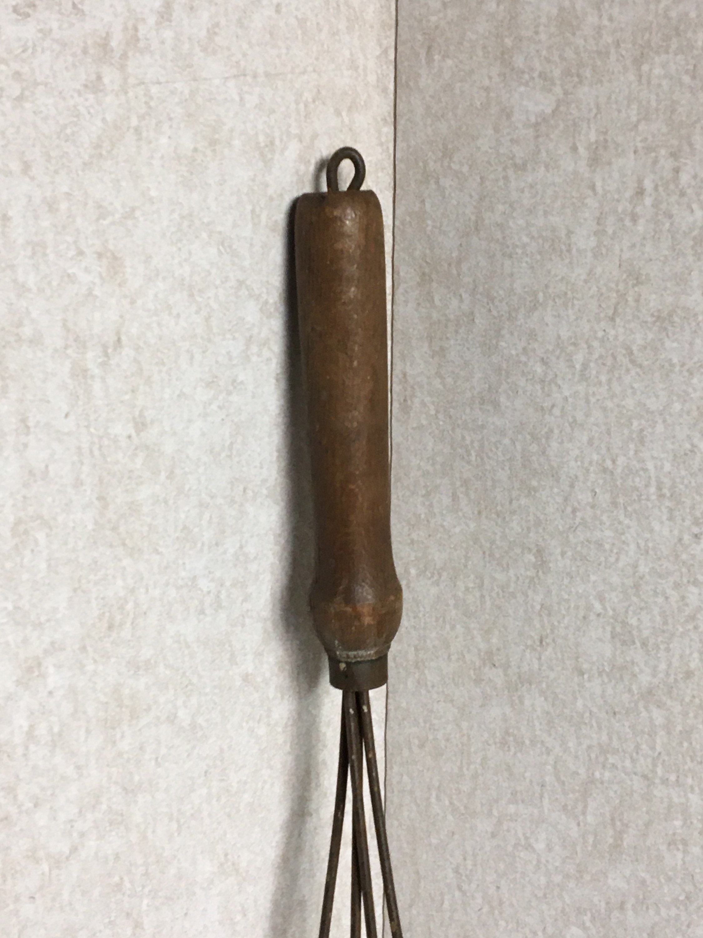 Antique Ornate 1920's Twisted Wire Rug Beater with Wooden Handle