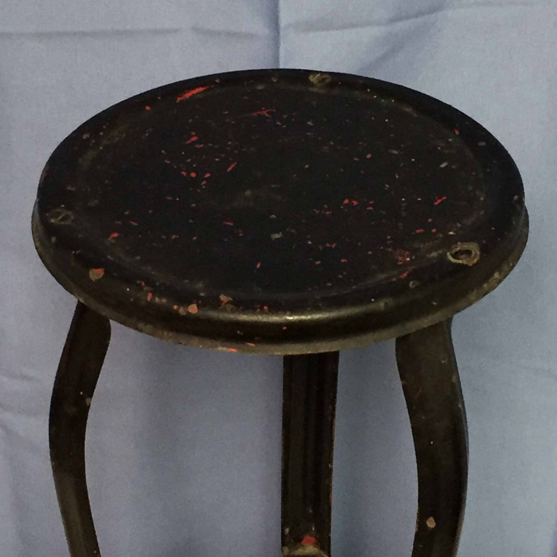 VIntage Metal Milking Stand, Three Legged Table, Petite, Black, Metal