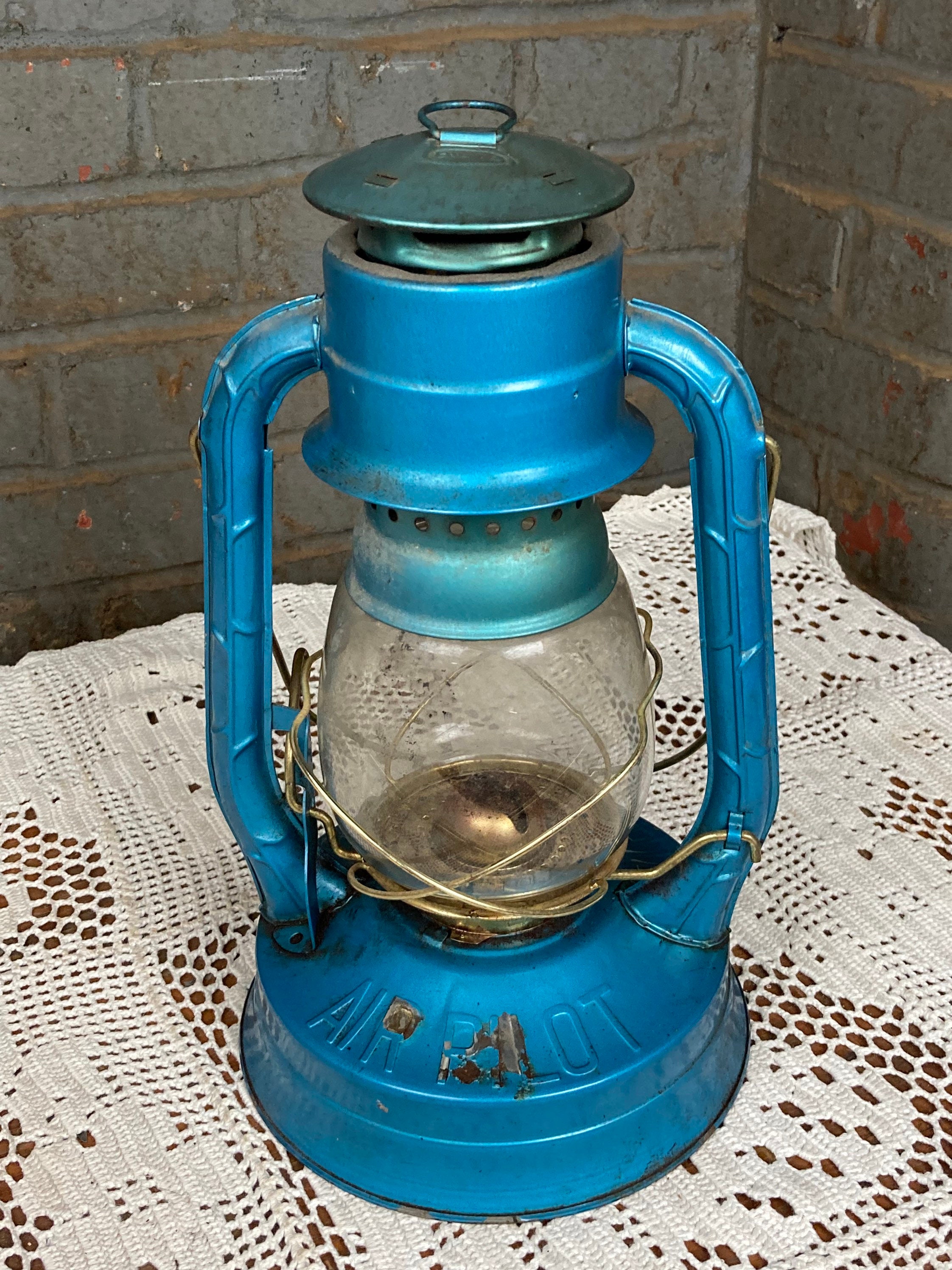 Dietz No. 8 Air Pilot Lantern with original Dietz Glass Globe, Railroad