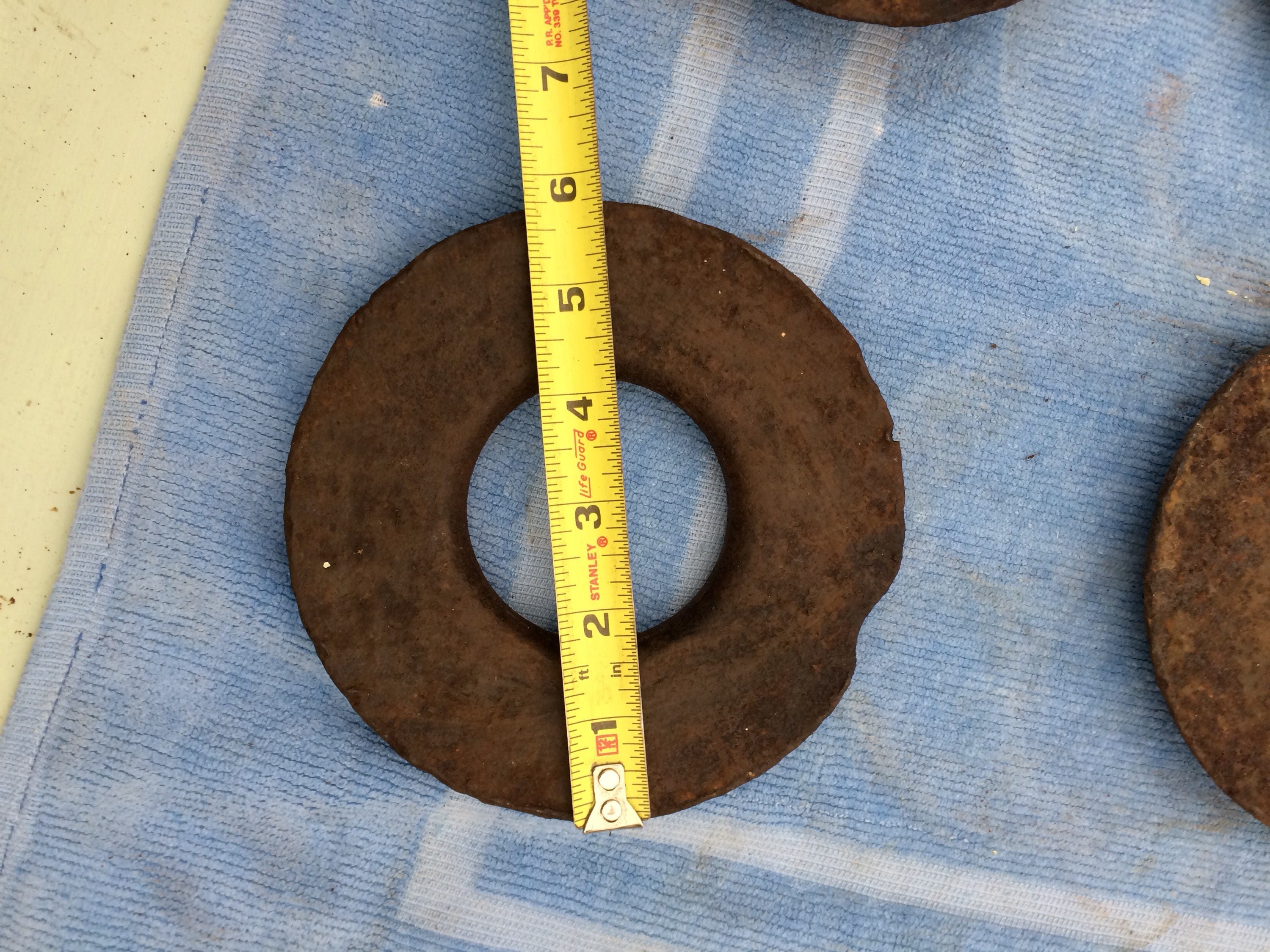 Set of 4 Vintage Iron QUOITS Throwing Pitching Yard Game 3 LB Cast Iron