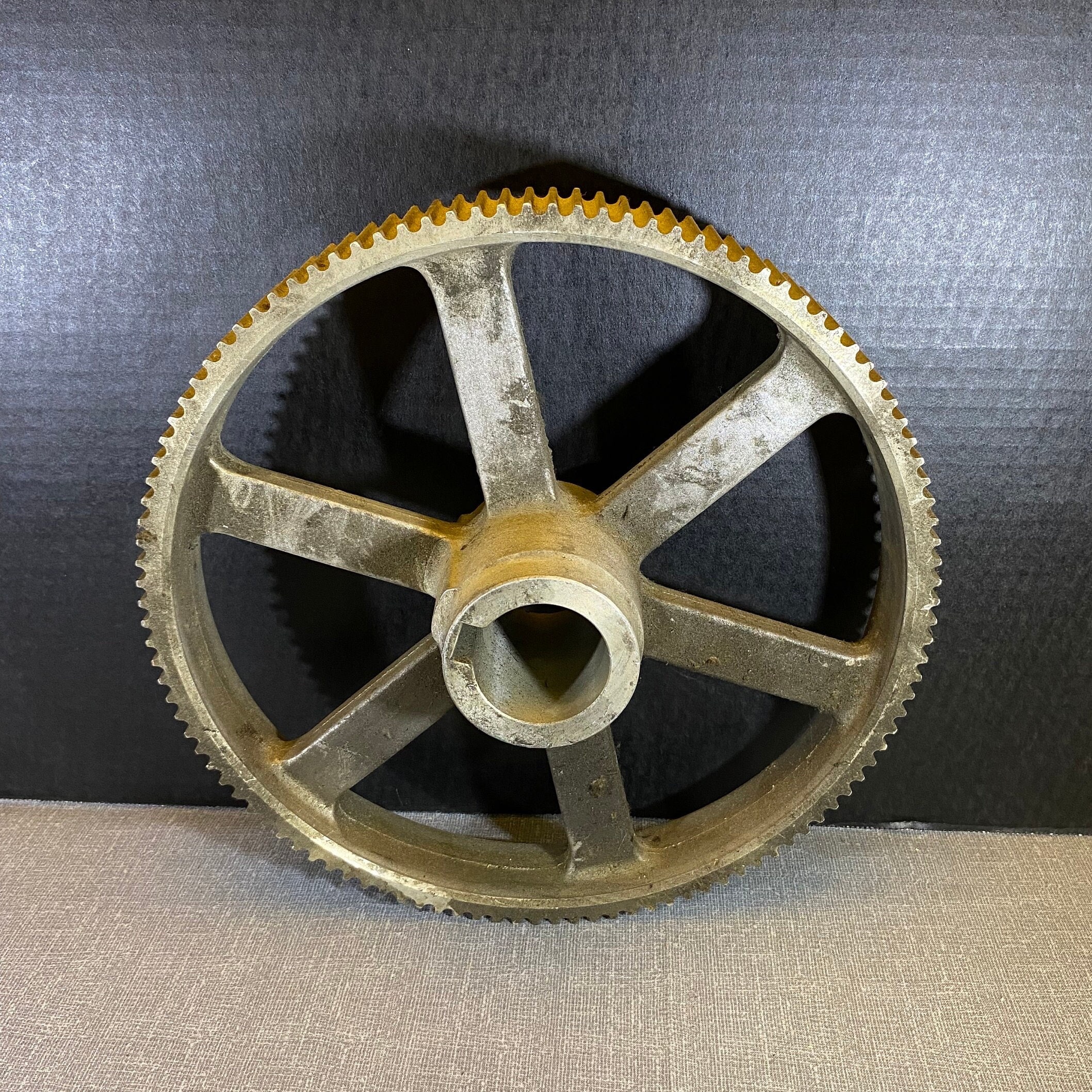 11 Metal Industrial Gear, Machine Shop Gear, Light Fixture Lamp Base