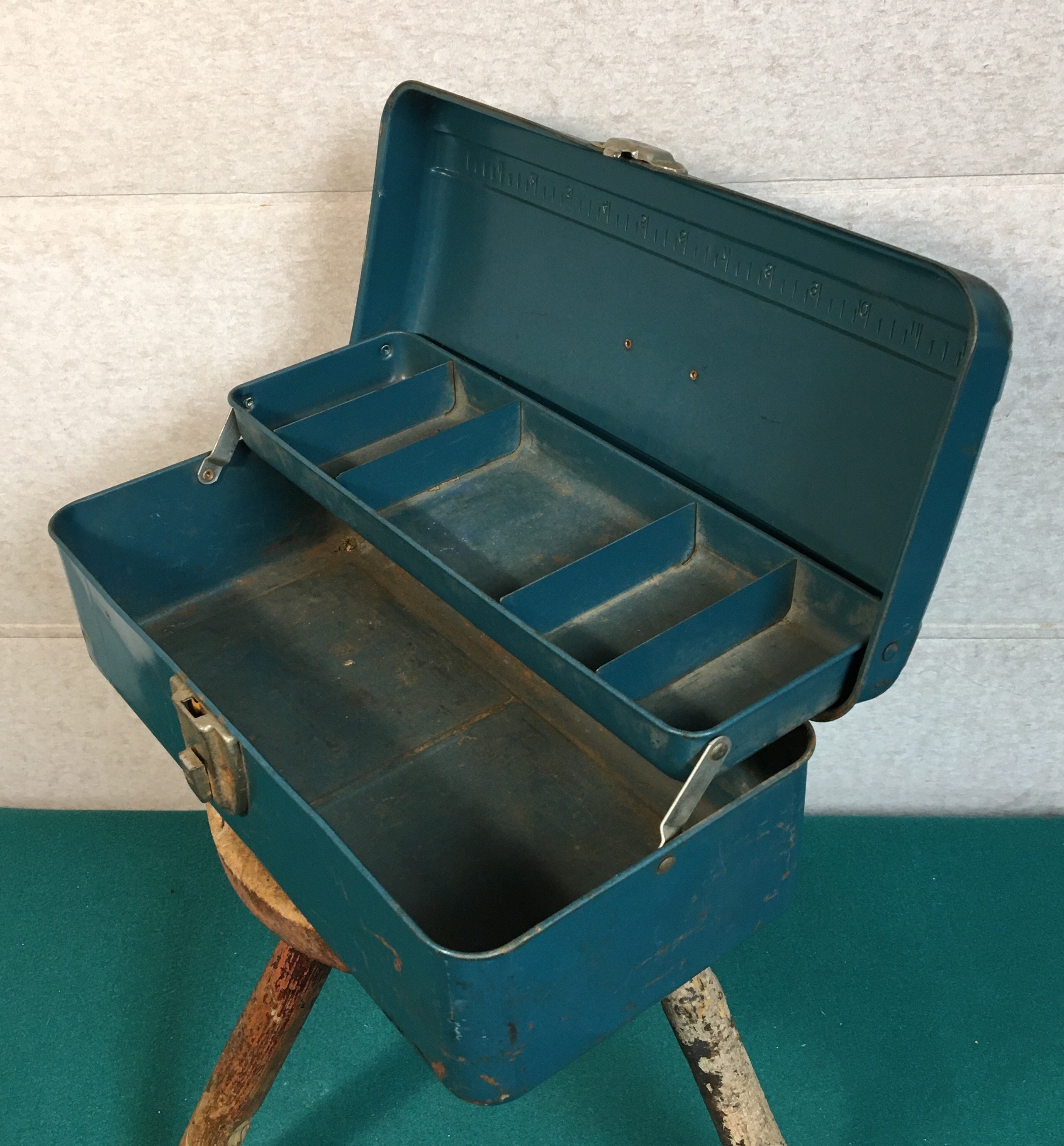 1960's Green Union Steel Tool Chest Tackle Box with Folding Tray