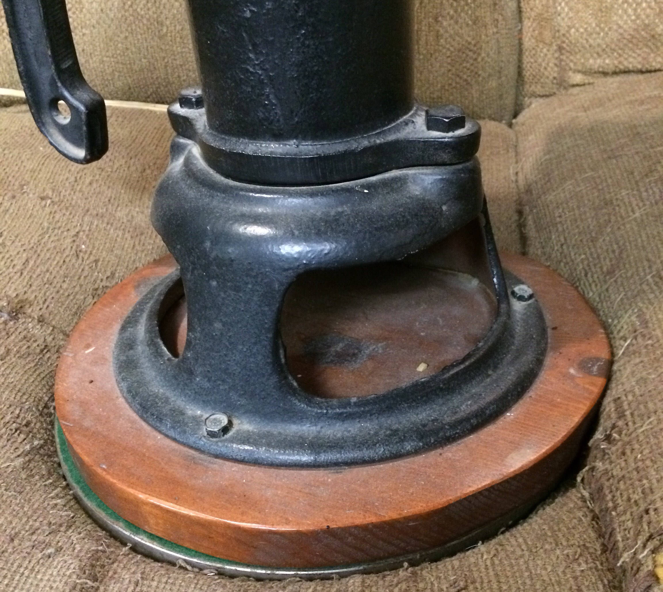 Vintage Cast Iron Hand Farm Pump Table Lamp Pitcher Hand Water Pump Re