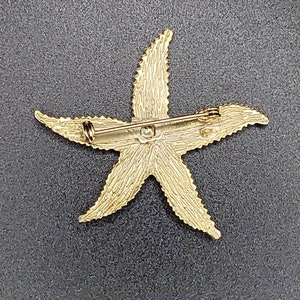 Gold Tone Starfish Brooch