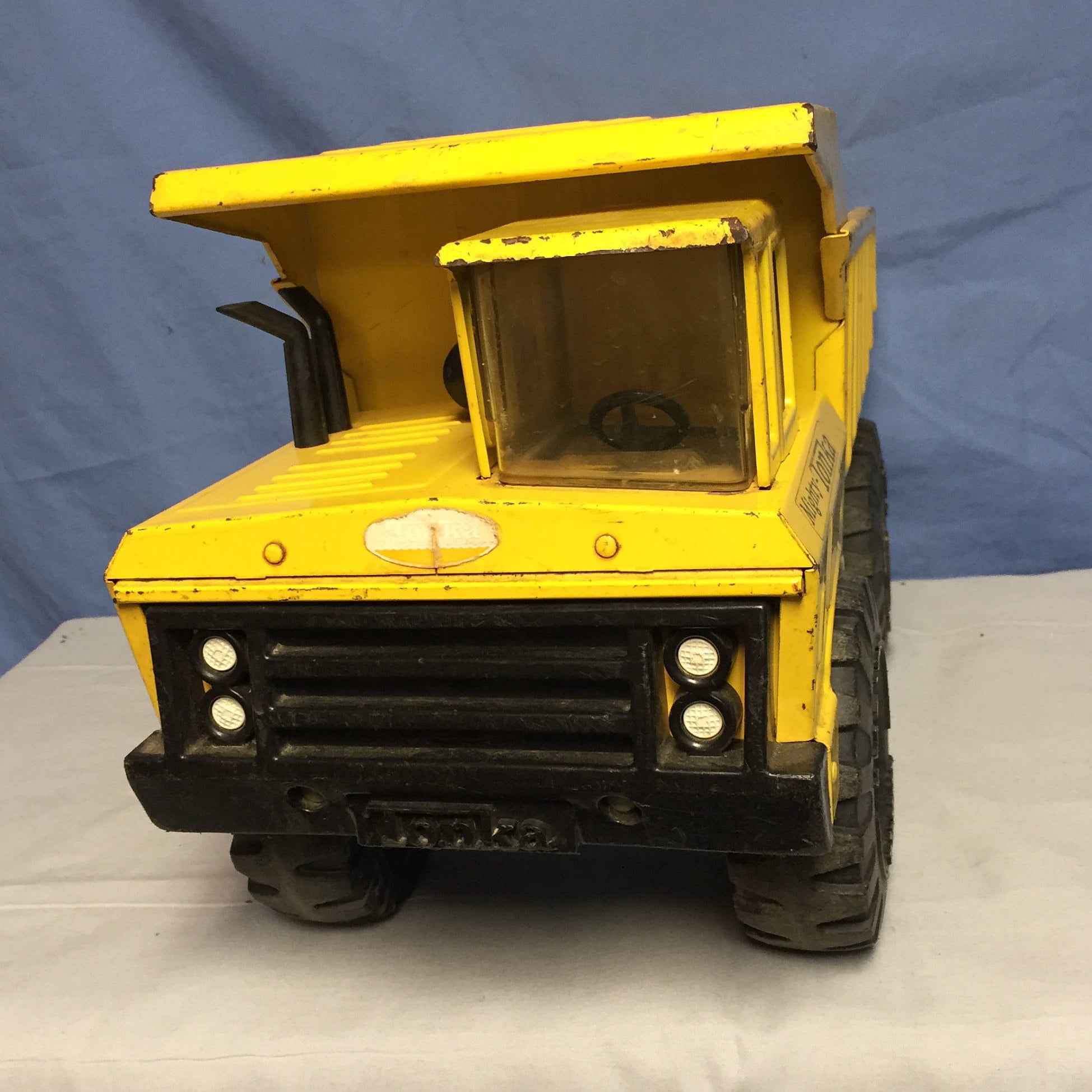 Vintage Pressed Steel Tonka Dump Truck