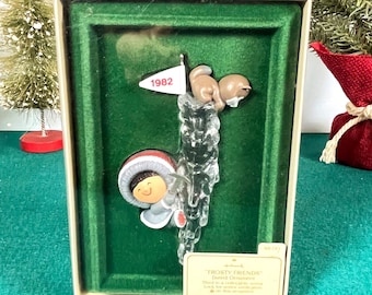 1982 Hallmark Keepsake Ornament, "Frosty Friends", Third in Collectible Series