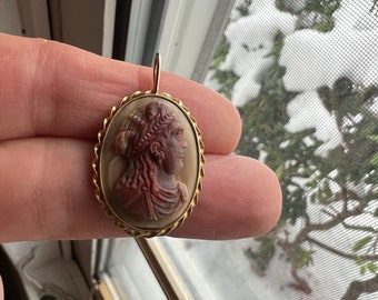 Rare Antique Art Nouveau Carved Jasper Cameo American Indian 14k Pendant, c 1925