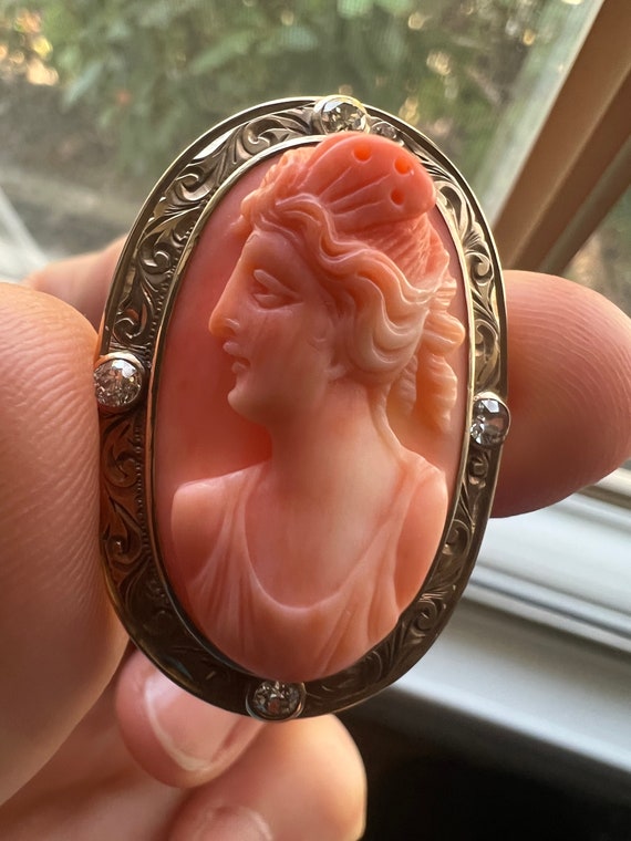 Antique Edwardian Carved Coral Cameo High Relief … - image 2