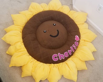Sunflower Custom Personalized Pet Bed~!! Adorable, Lovely Bed!! / Large,  X-Large