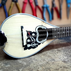 Original Baglamas | Handmade Traditional 6 String Greek Baglamas
