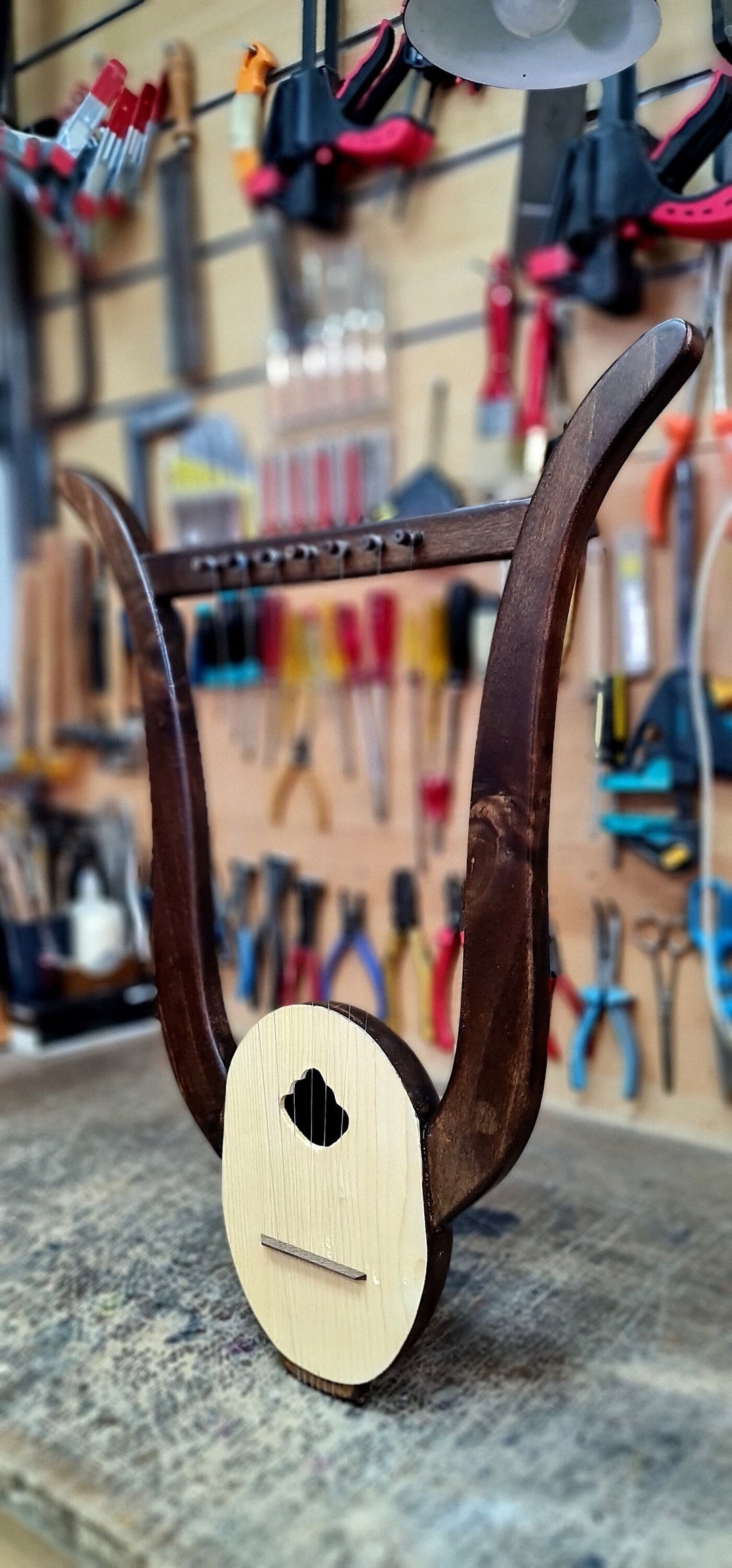 How The Lyre Shaped Ancient Greek Civilization - zwjav7w