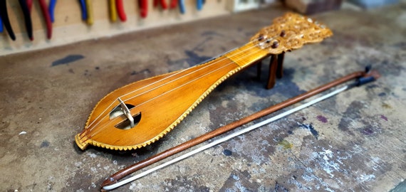 Traditional greek musical instruments deals