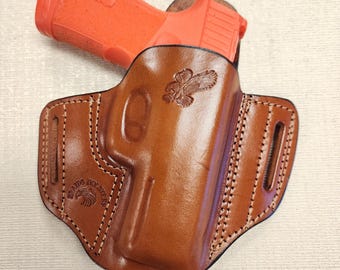 Sig P365X Macro brown leather owb right hand pancake holster