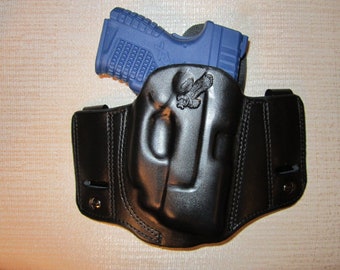 XDS 3.3 with red Ct laser, reversible, Iwb and Owb, right hand pancake holster