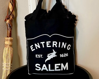 Sac fourre-tout à l'entrée de Salem