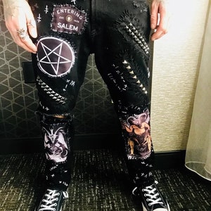 Entering Salem Custom Made Jeans