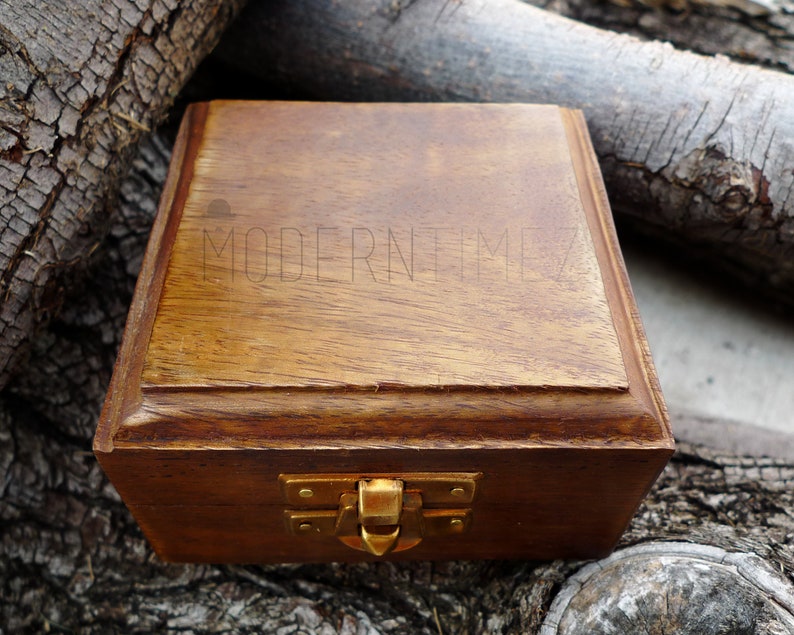 Engraved compass, Handcraft Compass, Easter gift, Baptism, Anniversary gift, Birthday gift. Father's day gift Wooden case