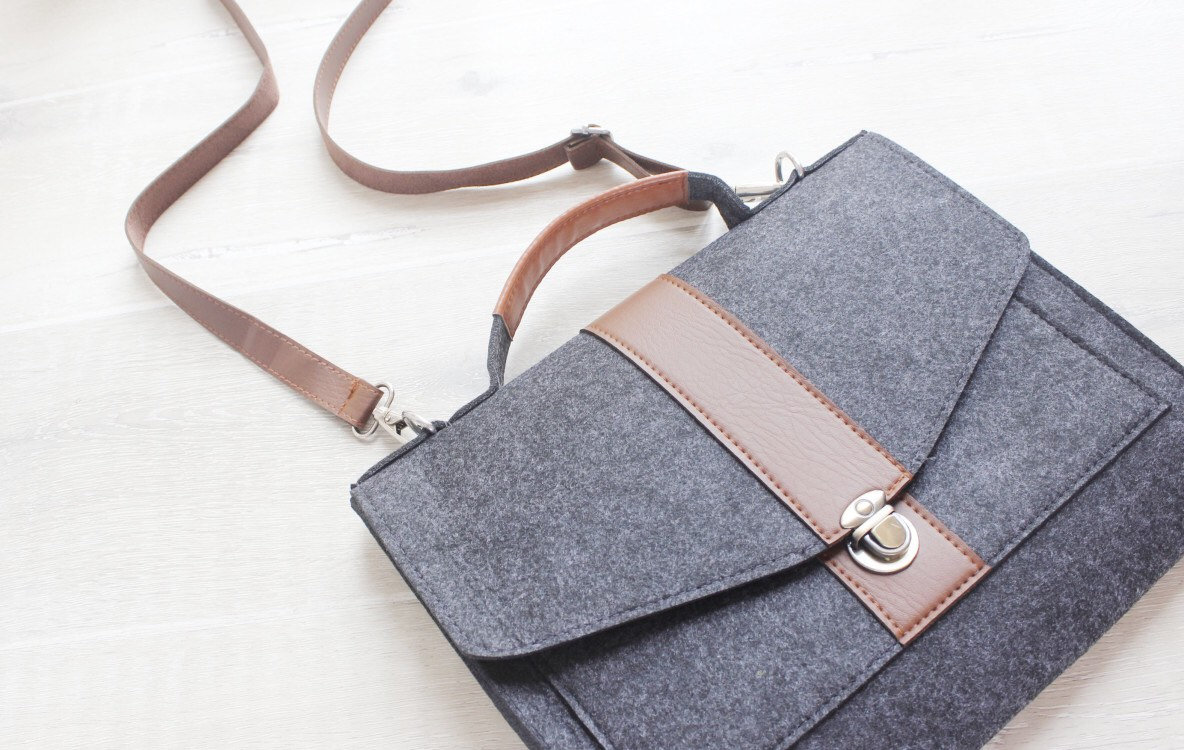 surface laptop 3 carrying case