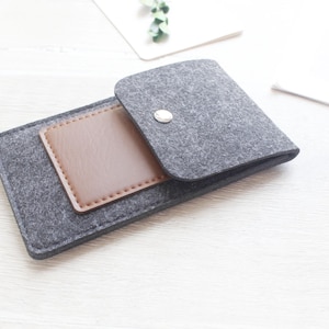 Felt Case Sleeve Bag Holder for iPhone 16 Pro,  iPhone 16, dark grey customized phone size 111GD