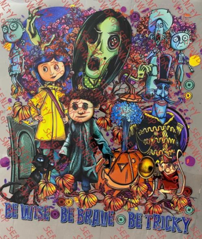 Puede incluir: Una ilustraci&oacute;n colorida de personajes de la pel&iacute;cula "Pesadilla antes de Navidad". Los personajes est&aacute;n de pie frente a una calabaza y rodeados de hojas de oto&ntilde;o. El texto "Be Wise Be Brave Be Tricky" est&aacute; en la parte inferior de la imagen.