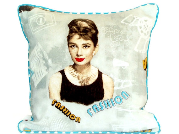 AUDREY HEPBURN PINK ALL OVER CUSHION COVER PILLOW CASE FASHION IDEAL GIFT