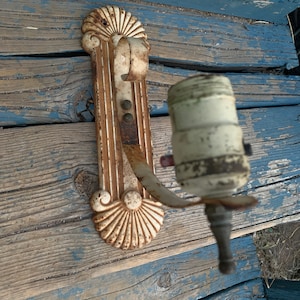Art Deco Style Wall Light Fixture
