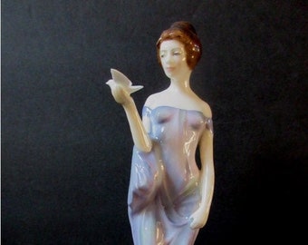 Royal Doulton  Harmony  HN2824  8" tall  Mint condition, no chips, scratches, repairs or crazing