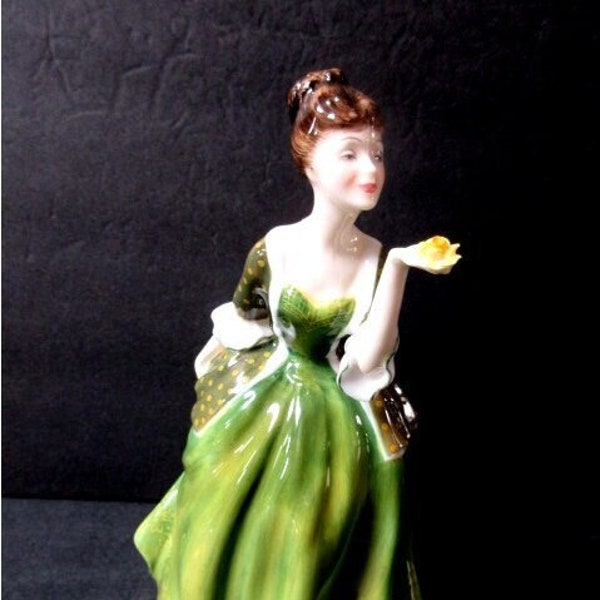 Royal Doulton Fleur HN 2368  7-1/4" tall  Mint Condition, no chips, scratches, repairs or crazing.