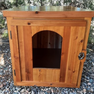 PetSafe ScoopFree Cedar Litter Box Enclosure