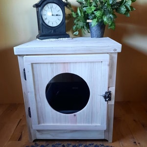 Jumbo Cedar Kitty Litter Cabinet - Front Entry Unfinished