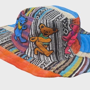 Dancing Bear Bucket hat