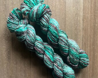 Hand Dyed Sock Yarn  SW Sock Weight  Fingering weight  75/25  Mint Chocolate  50 gram skein Ready to ship