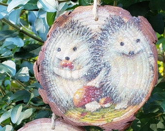 Hedgehog Mushroom Wood Slice Ornament, Woodland Animal Christmas Tree Decoration,  Glittery Decoupage Disk, Cottagecore Nature Theme