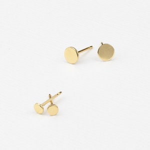 Circle Earrings. Gold Circle Earrings. Minimalist Earrings. Circle Stud Earrings. Sterling Silver Circle Earrings. Dainty Earrings.