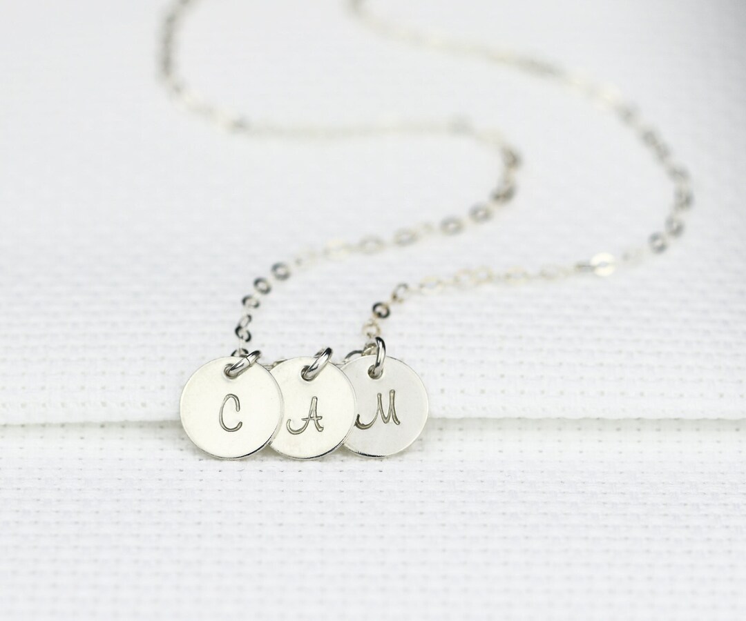 Initial Necklace for Mom. Small Circle Charm Necklace. Custom Initial